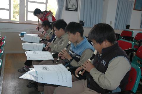 直笛合奏團教學第6張教學實況照片