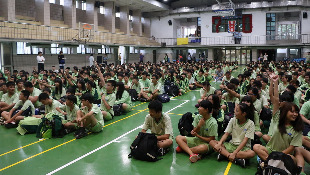 金山國中演出與觀眾互動實況