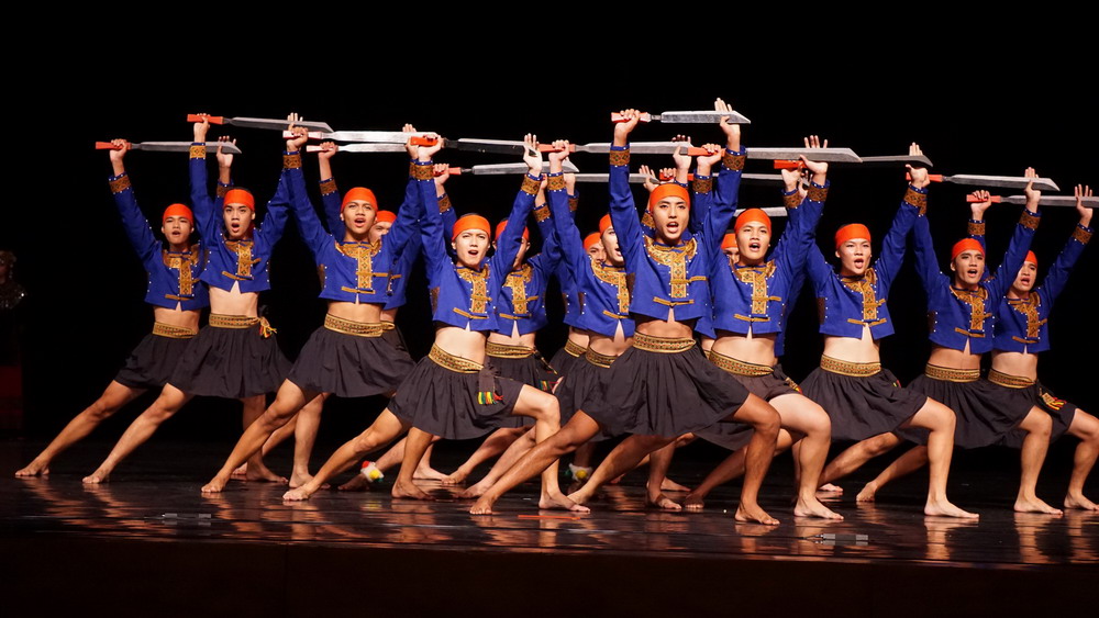 刀˙傳(排灣篇)-父親傳授狩獵之能力