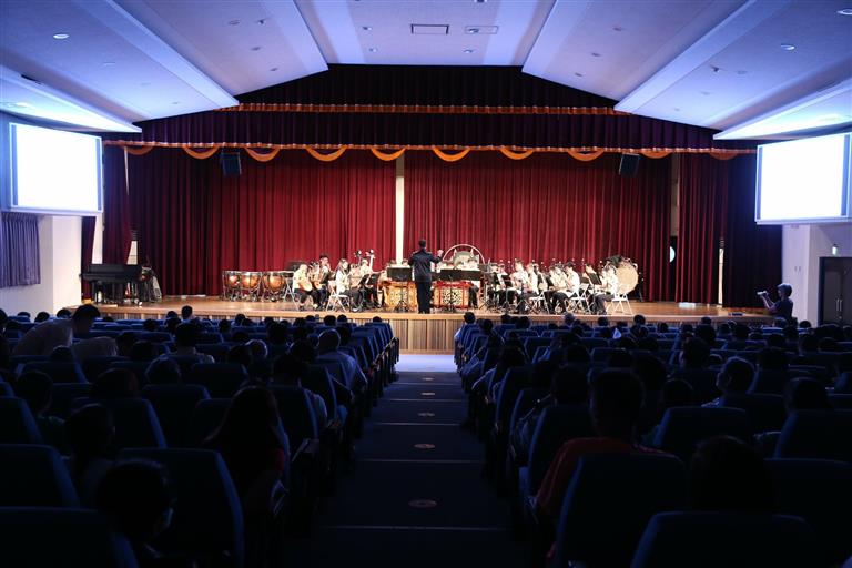 場內聽眾滿座，音樂會圓滿成功