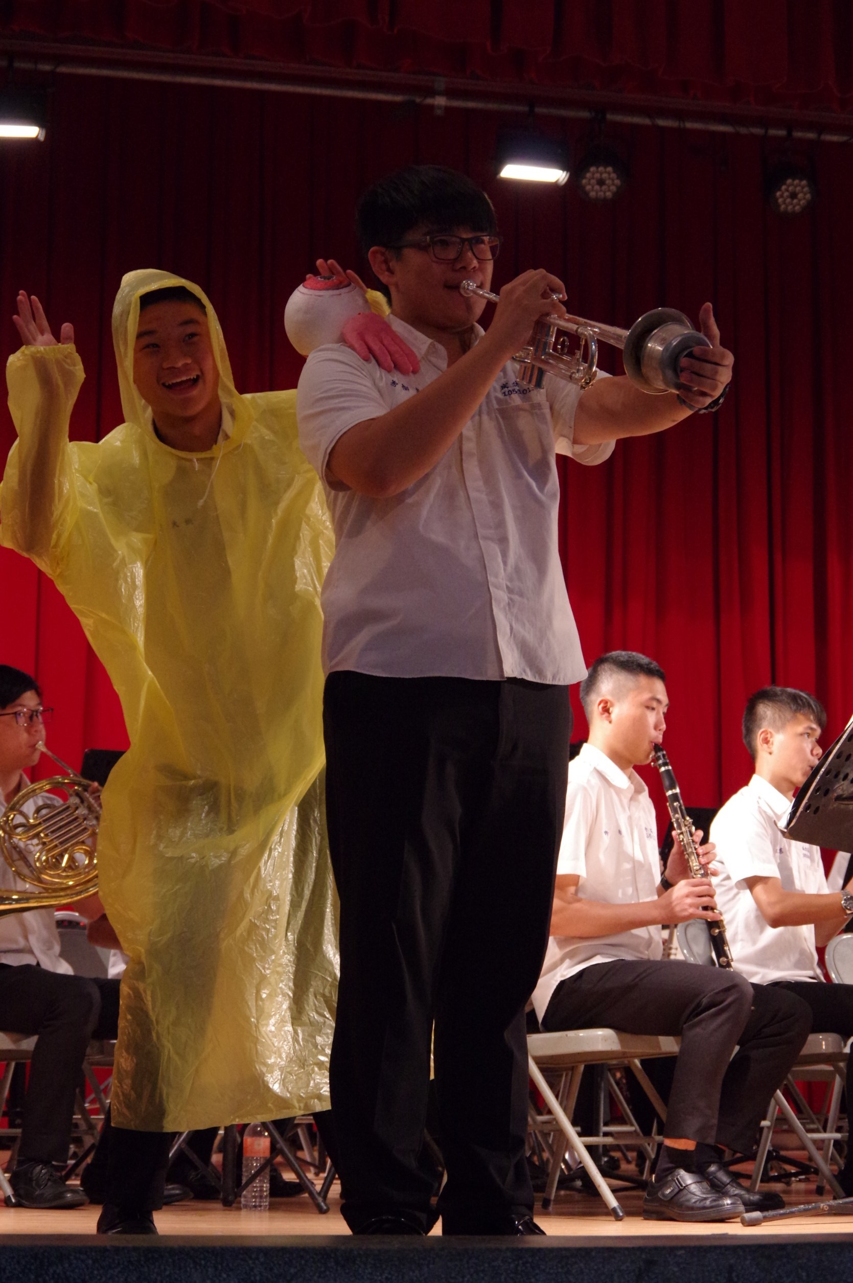 成功高中管樂團演奏《動漫英雄大集合》扮演動畫主角與觀眾互動-1