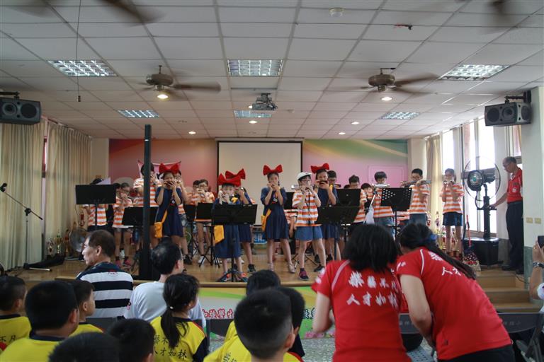 太平國小口琴隊演奏交流