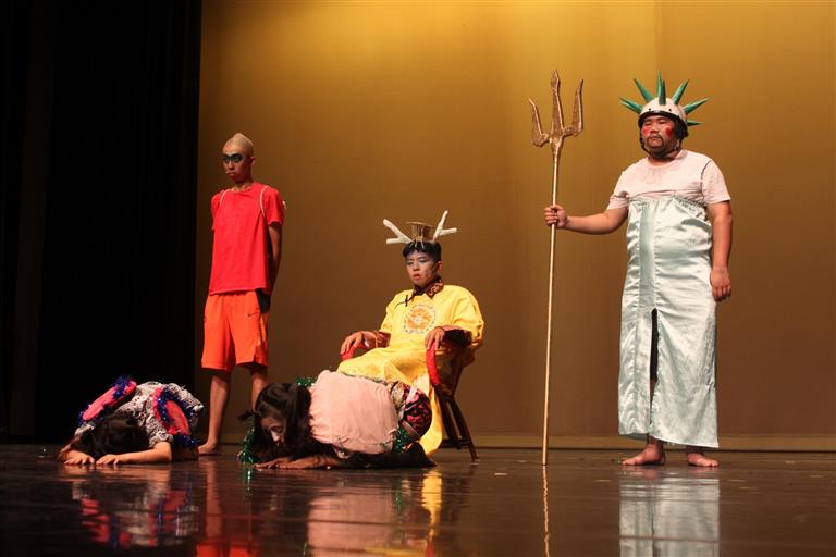 屏東高中Kuso愛演戲劇社(最新版)成果圖