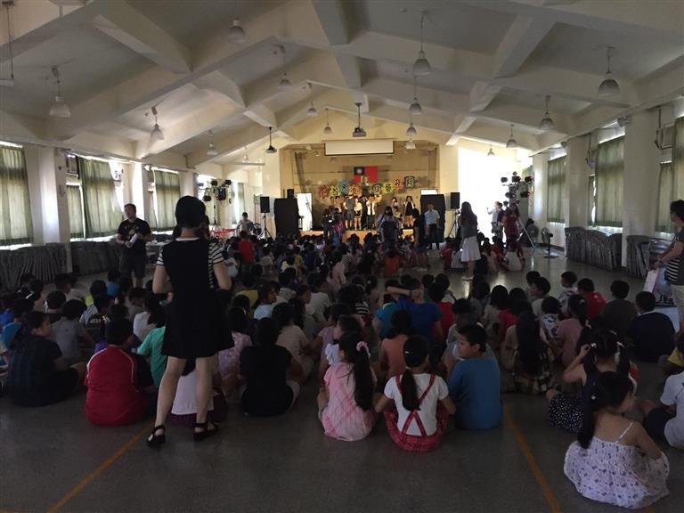 崇右學校財團法人崇右影藝科技大學演藝事業系成果圖