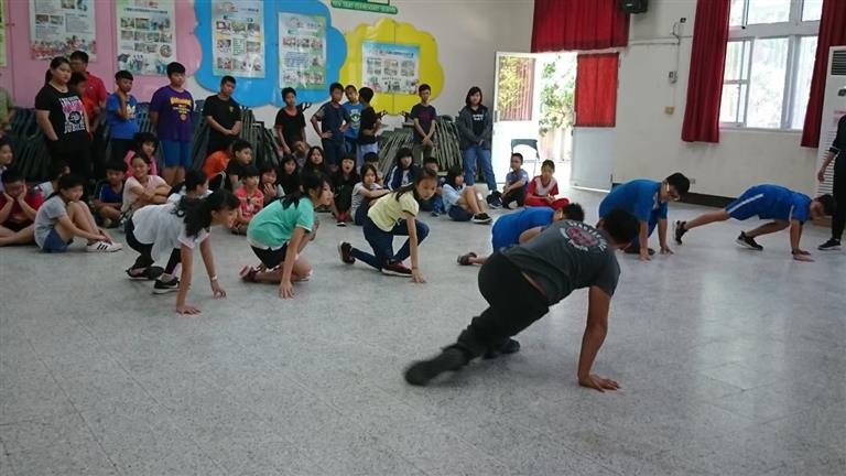 國立臺灣藝術教育館藝拍即合找補助