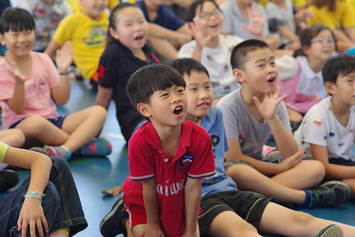 小朋友的情緒隨著劇情而起伏(三峽區安溪國小)