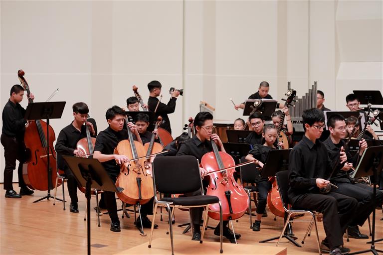 108年8月17日19:30 台南市立文化中心_低音組演奏樣貌