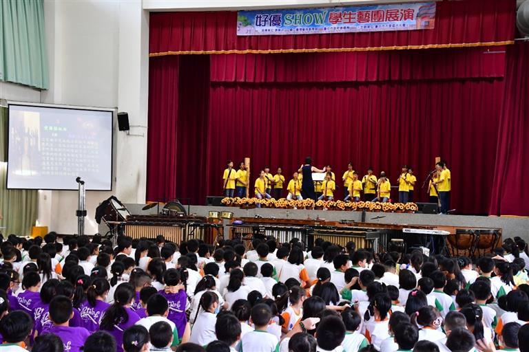 直笛團A團演奏「愛爾蘭組」