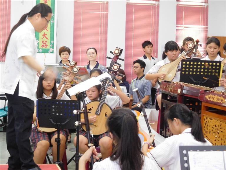 國樂演奏-視聽教室