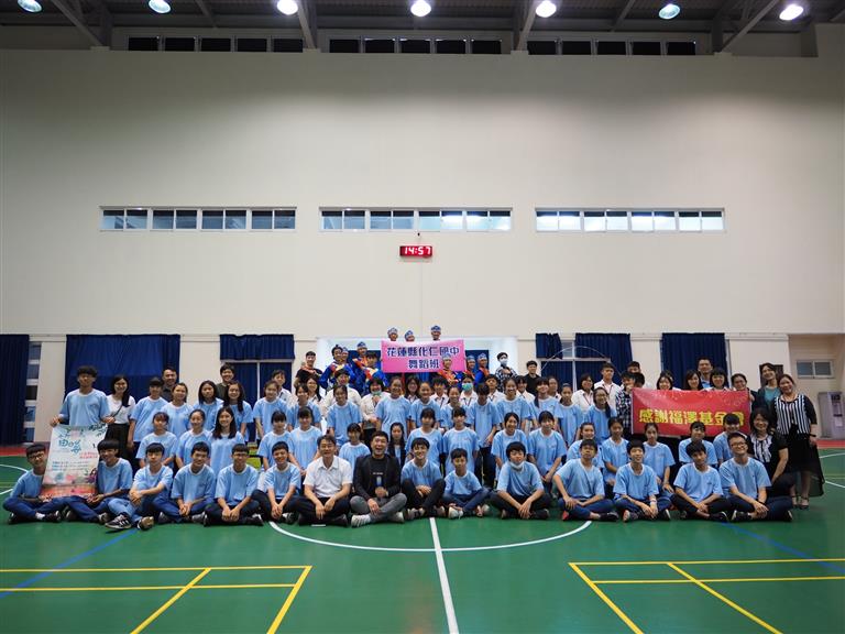 與化仁國中舞蹈團、擊樂隊交流