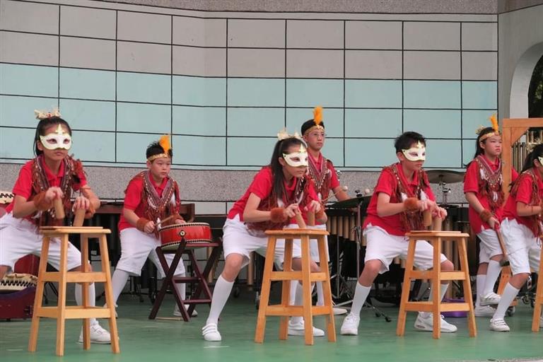 莒光國小打擊團演出