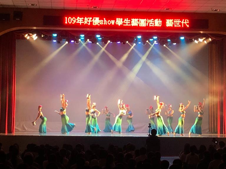傣族舞蹈表演