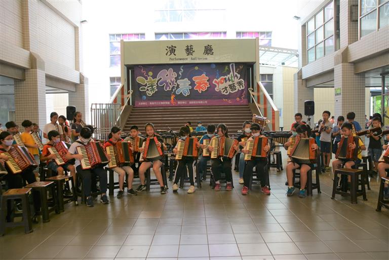 高雄市立社會教育館成果圖
