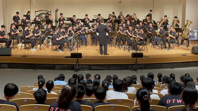 [愛音思談]音樂會管樂團精彩演出
