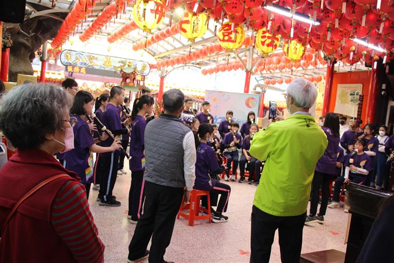 台北城隍廟社區民眾參與欣賞