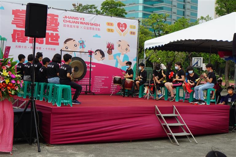 興糖國小開幕鑼鼓表演
