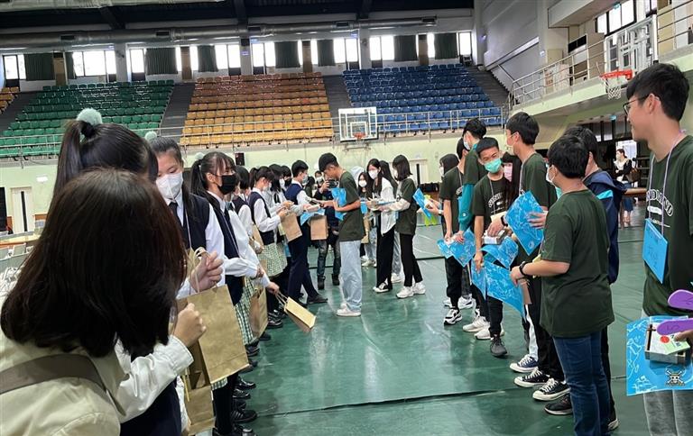 ◎拍攝地點：新竹市磐石高級中學◎照片內容：江翠磐石交流
