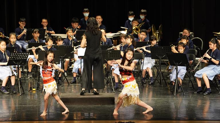 音樂結合舞蹈演出