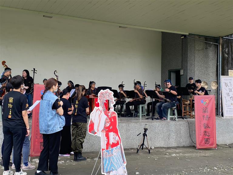 演出「奇萊踏浪」