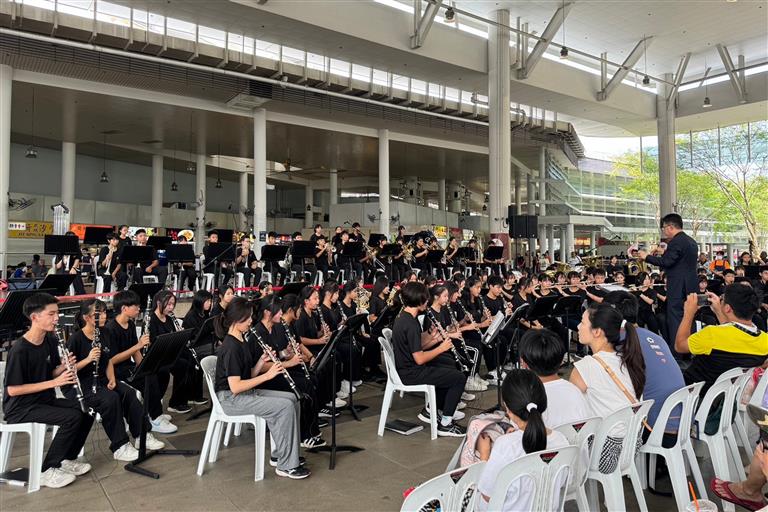 新加坡Bedok Town Square樂團演出精彩曲
