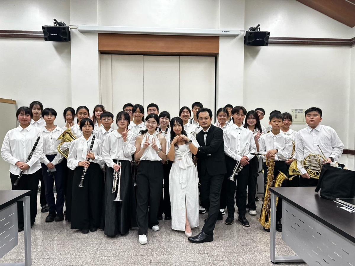 管樂校友團回母校一起演出，讓學弟妹與觀眾感受我們對音樂永不止息的熱情！