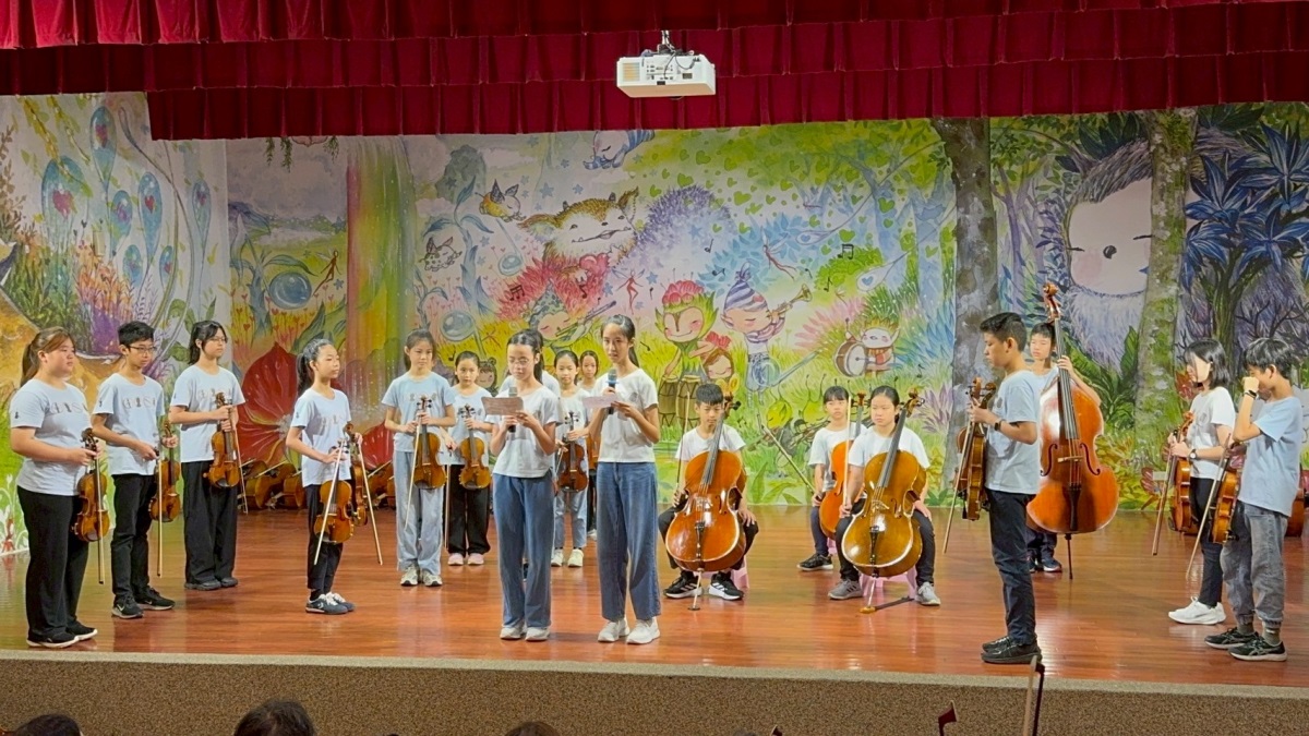 孩子們用自己的話樂曲解說