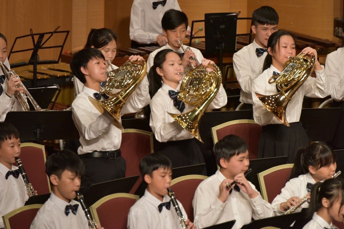 演出