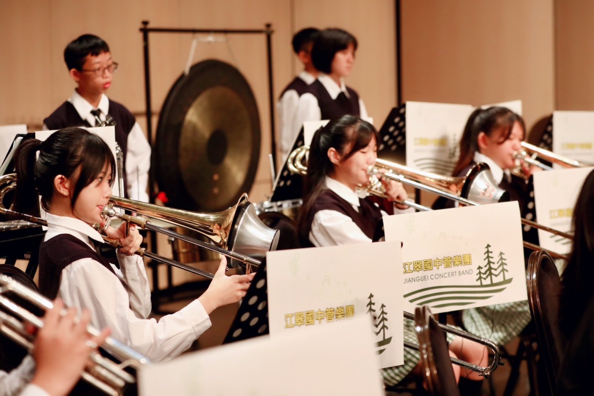 音樂會演出中　