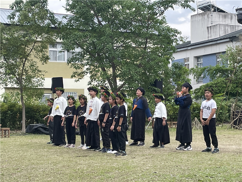 學生參加展演