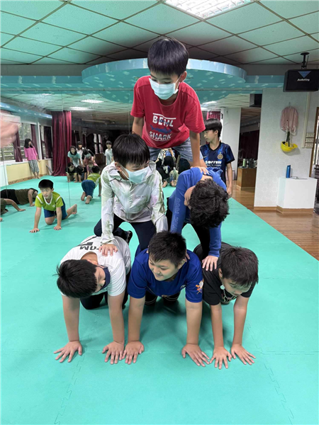 合作取金幣