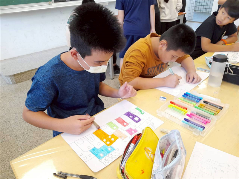 繪畫( 探討在地家鄉茄萣建築特色)