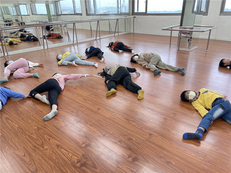 百松學園~美藝興仁舞動童年_封面照片