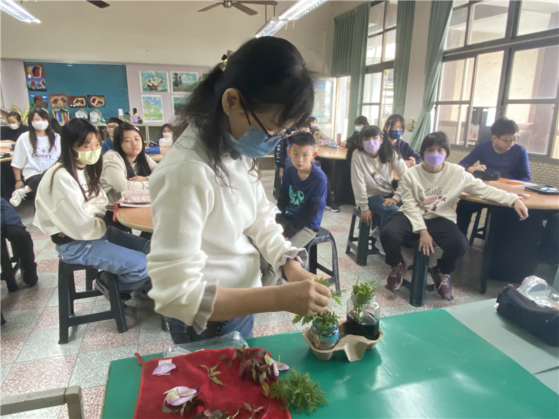 如何運用花草與生活禮品結合