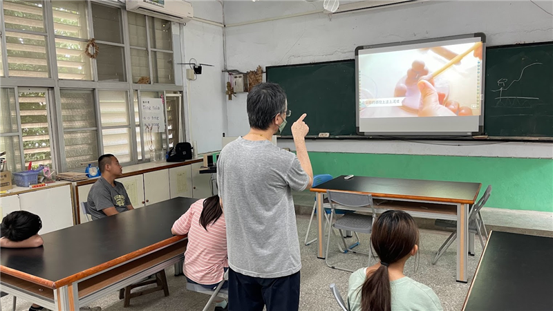鹿野國小111學年度「陶」手「笛」心藝文深耕課_封面照片