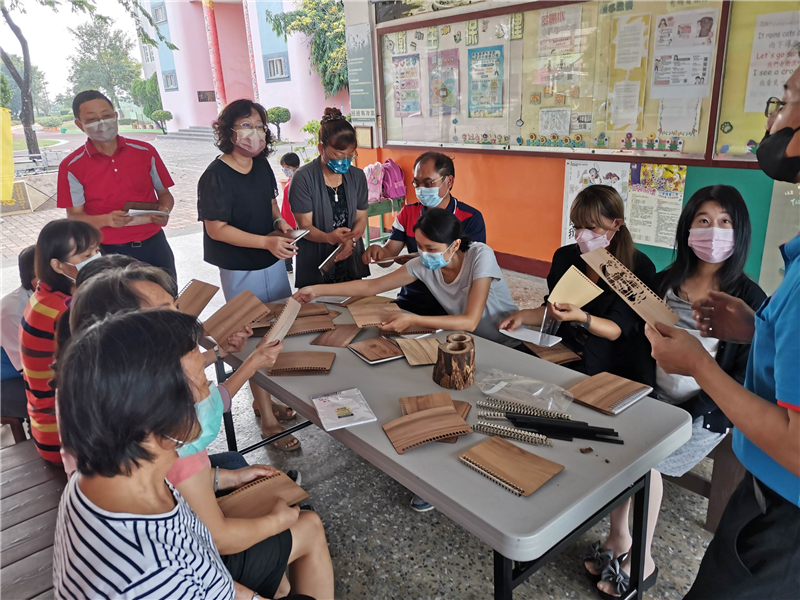 111年屏東縣新園鄉港西國小藝術與人文深耕書法教學計畫_封面照片