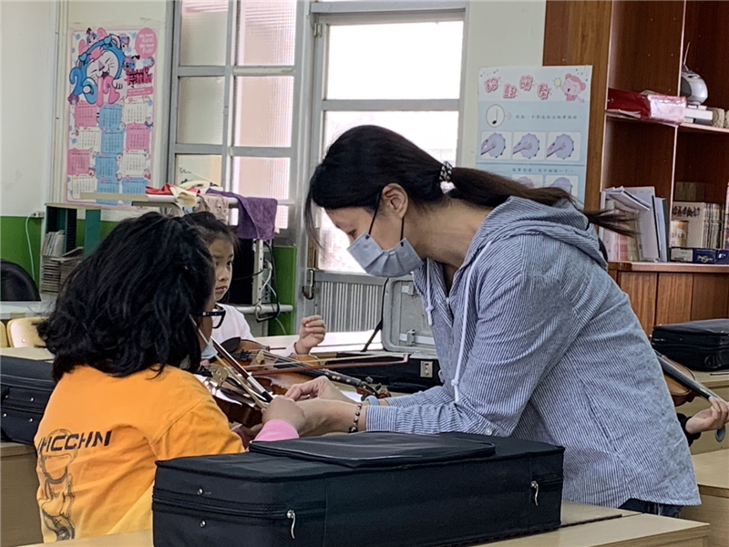 藝術指導學生