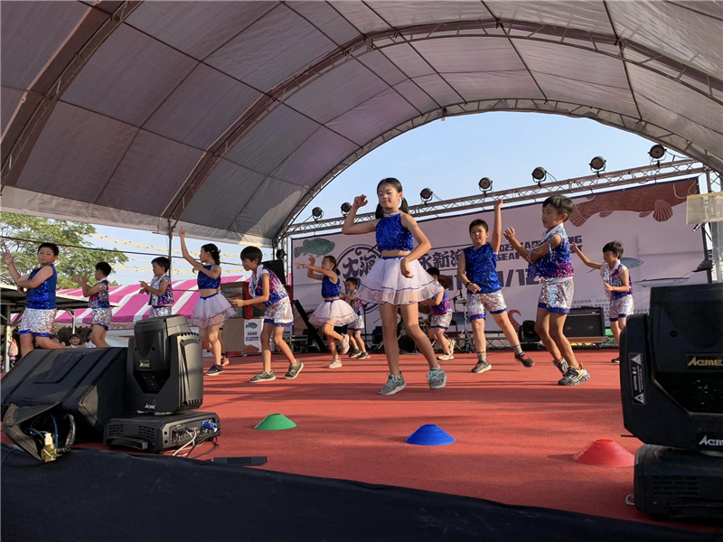中年級石斑魚節表演