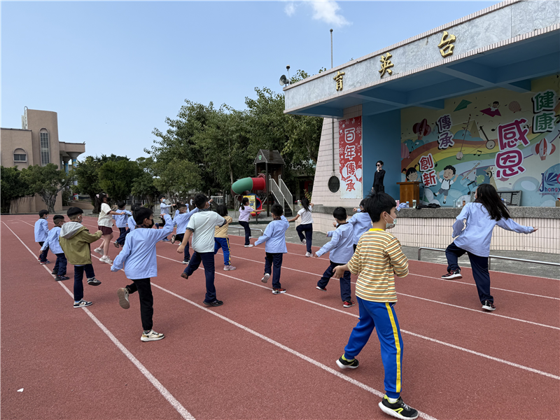 三甲非洲齊舞練習