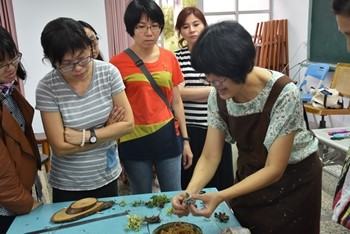 教師研習製作多肉植物藝術品