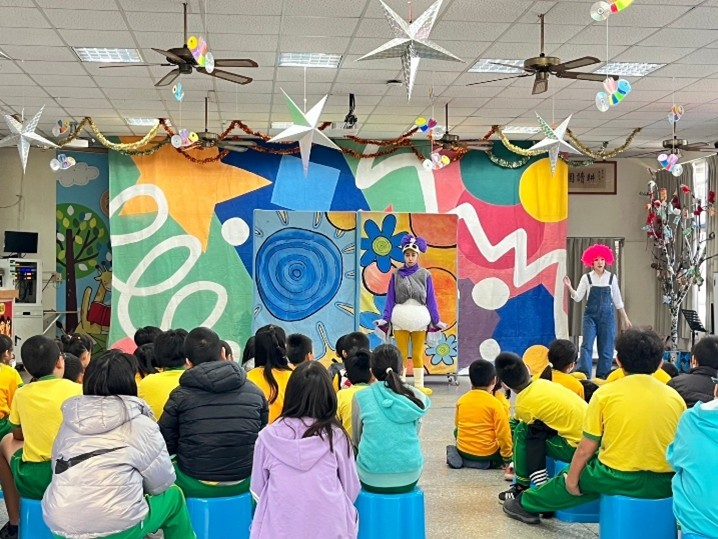大開劇團到校演出提升學生欣賞素養