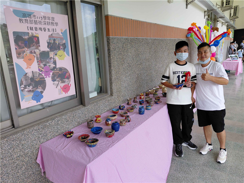 作品展演搭配畢業典禮