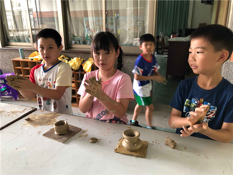 113學年度高雄市龍目國小藝術深耕計畫-龍目陶藝生活_封面照片