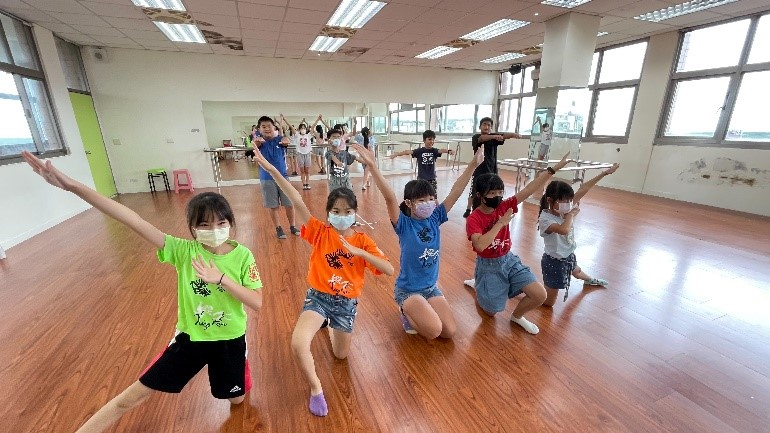 百松學園~美藝興仁舞動童年_封面照片