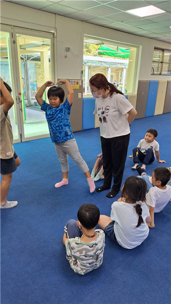 二年級表演藝術課