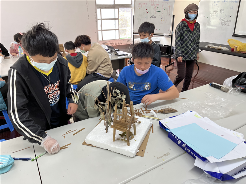 分校門口壁畫創作