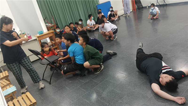 113學年度高雄市灣內國小藝術深耕計畫「舞動灣內，創藝生活」_封面照片