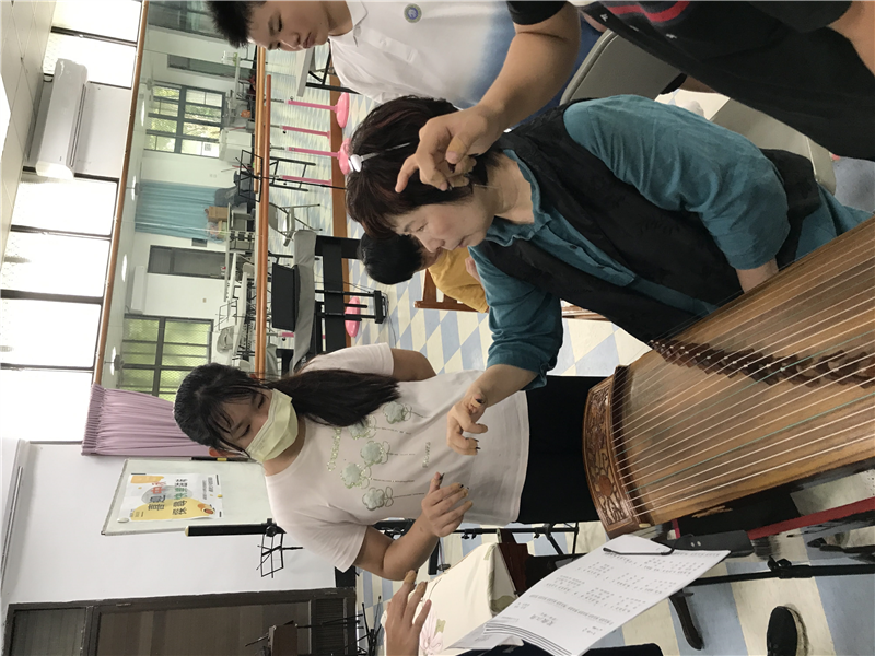 112學年度高雄市福安國小藝術深耕教學計畫-古箏悠揚幸福小學堂_封面照片