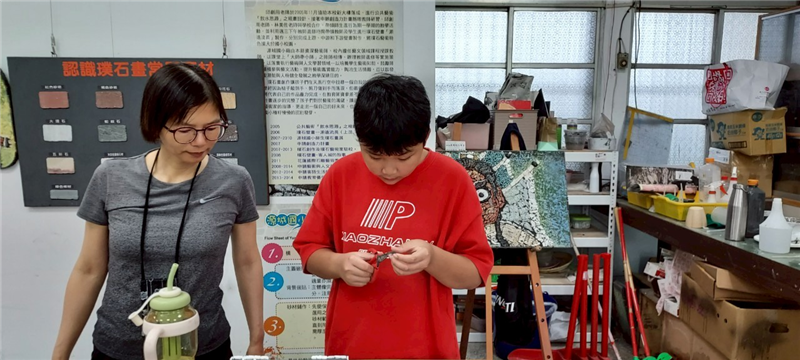 老師給予創作建議