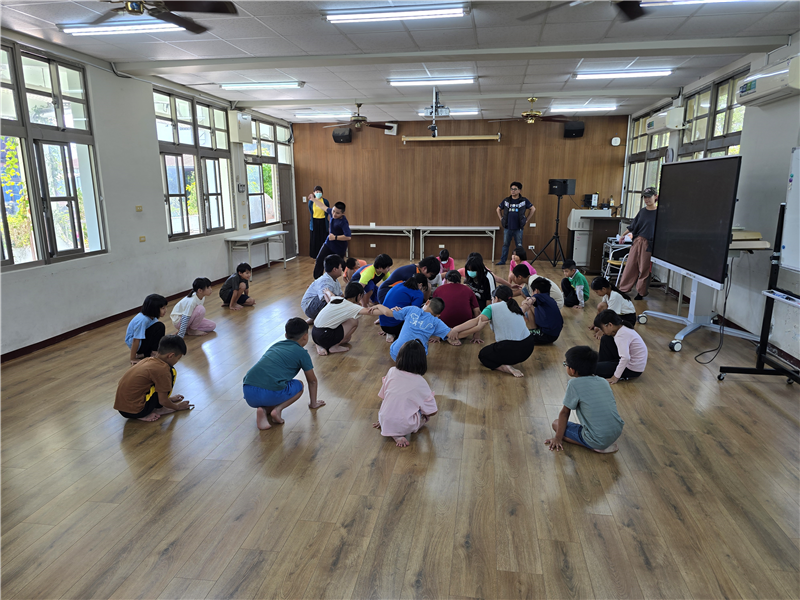 114學年度第一學期高雄市溝坪國小藝術深耕教學計畫-舞蹈青春溝坪飛揚_封面照片