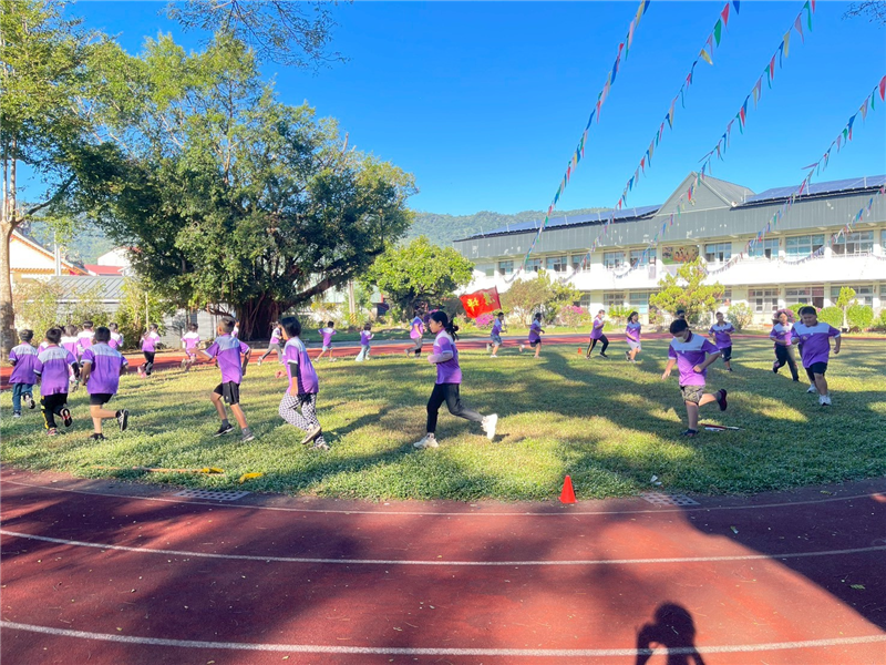 一次又一次的練習，期許在校慶展現最佳狀態。